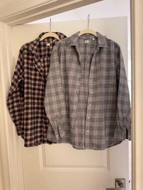 2 Uniqlo Women Fleece Flannel Shirts Size L
